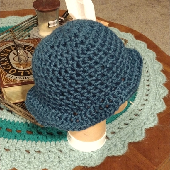 Crochet bucket hat 🧶 - Picture 2 of 5